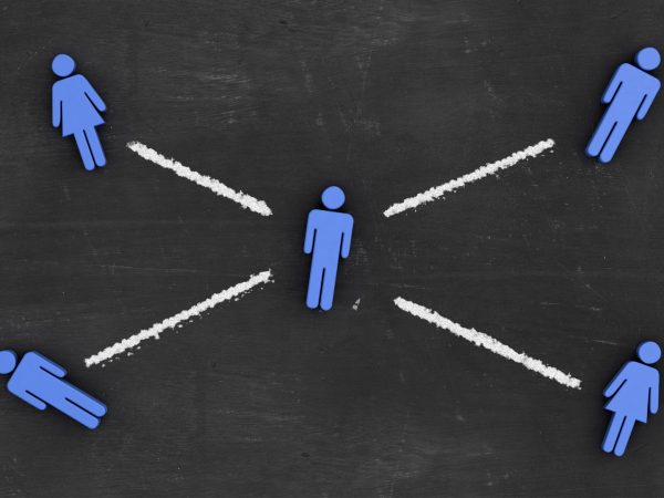 社交距离意味着什么?Andrew Weil，医学博士 - bwin实力,bwin必赢app线上官方